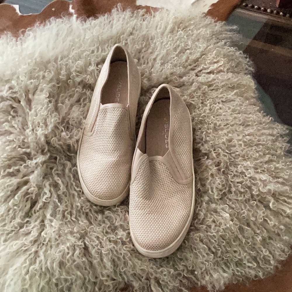 J Slides Women Platform slide Ons